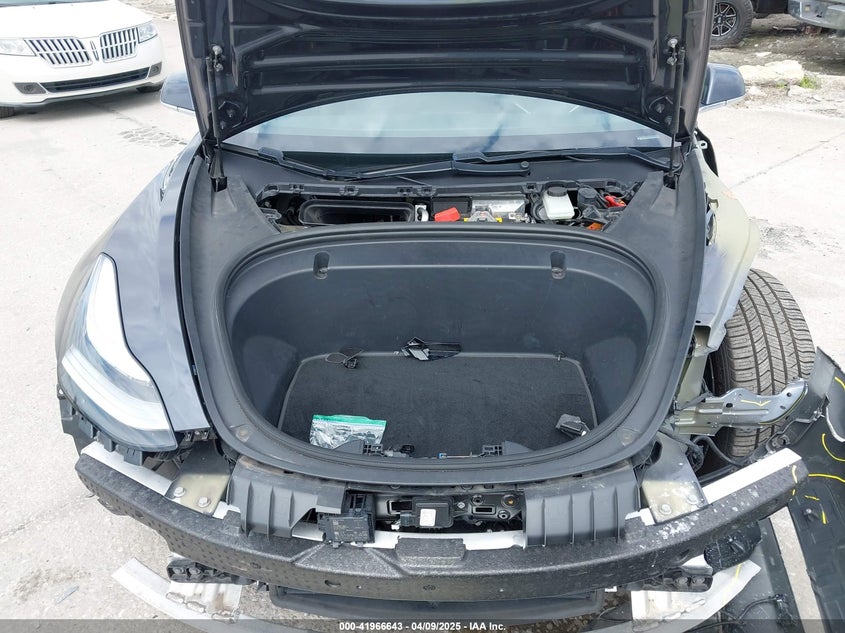 2018 TESLA MODEL 3 VIN: 5YJ3E1EB3JF119498