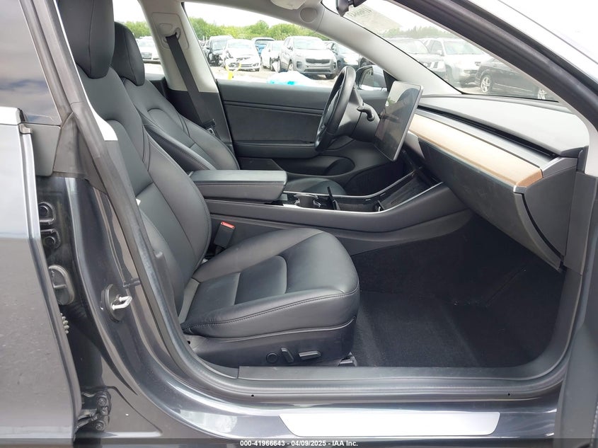 2018 TESLA MODEL 3 VIN: 5YJ3E1EB3JF119498