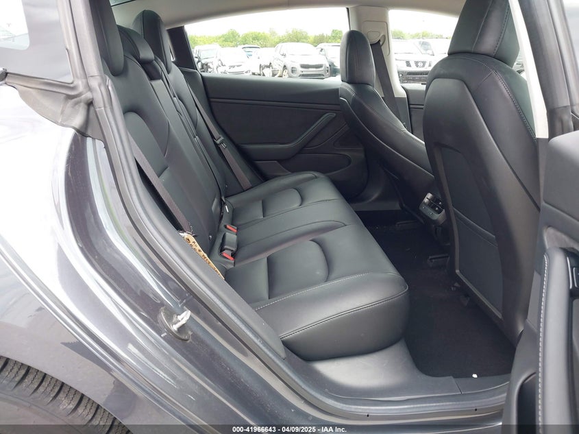2018 TESLA MODEL 3 VIN: 5YJ3E1EB3JF119498