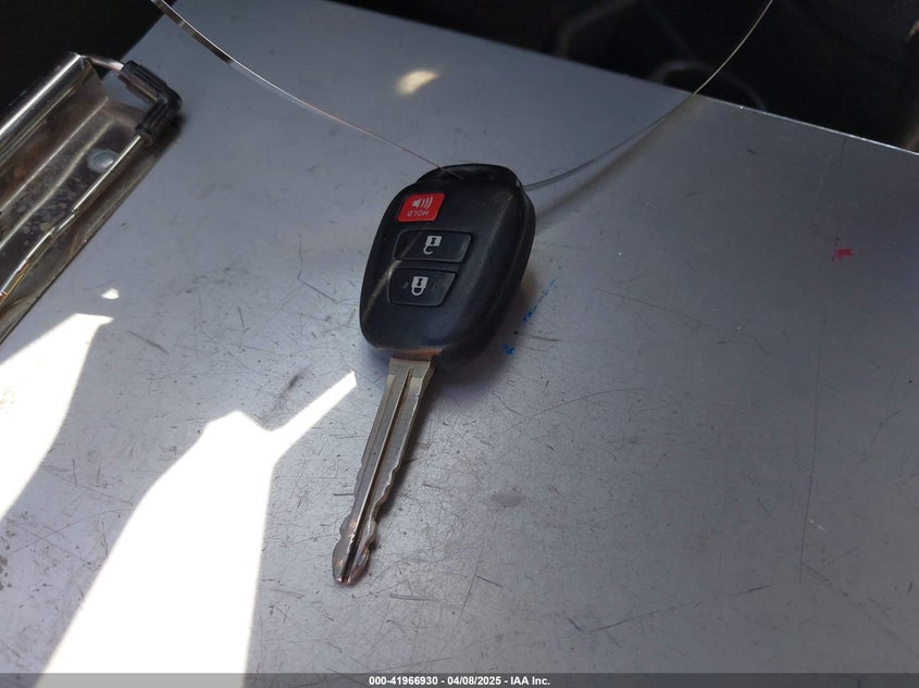 2013 TOYOTA PRIUS C VIN: JTDKDTB36D1540801