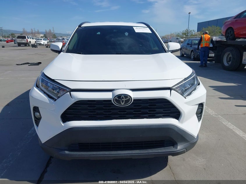 2020 TOYOTA RAV4 XLE - 2T3W1RFV7LW058797