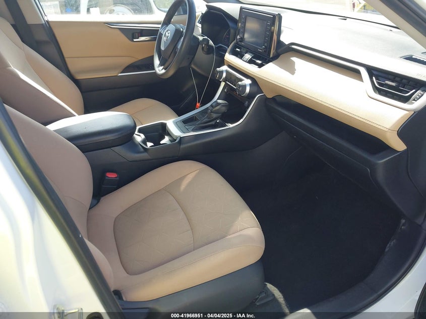 2020 TOYOTA RAV4 XLE - 2T3W1RFV7LW058797