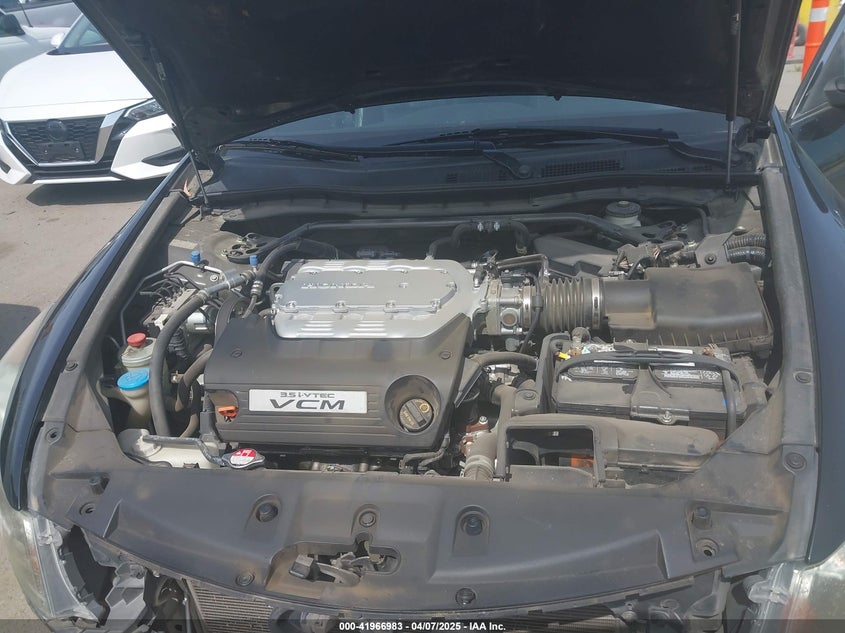 1HGCP3F83BA028056 2011 HONDA ACCORD photo no. 10