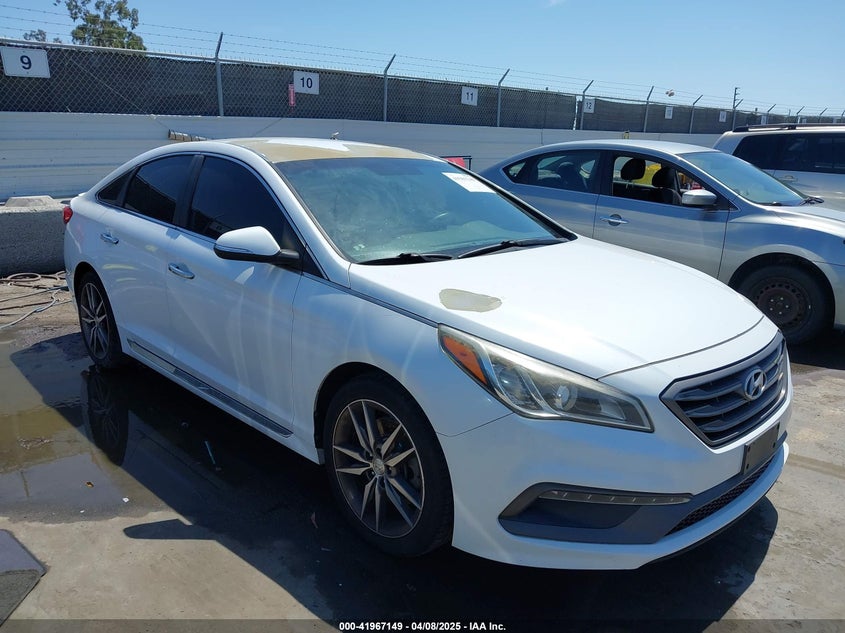 2015 HYUNDAI SONATA VIN: 5NPE34AB4FH092665