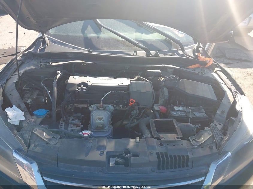 2015 HONDA ACCORD VIN: 1HGCR2F51FA075358