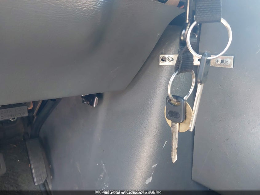 1996 Ford Econoline E350 Cutaway Van VIN: 1FDJE30F8THA79852 Lot: 41968178