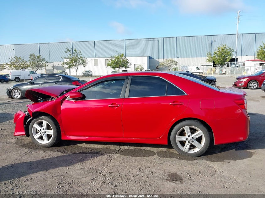 2014 TOYOTA CAMRY SE - 4T1BF1FK9EU800183