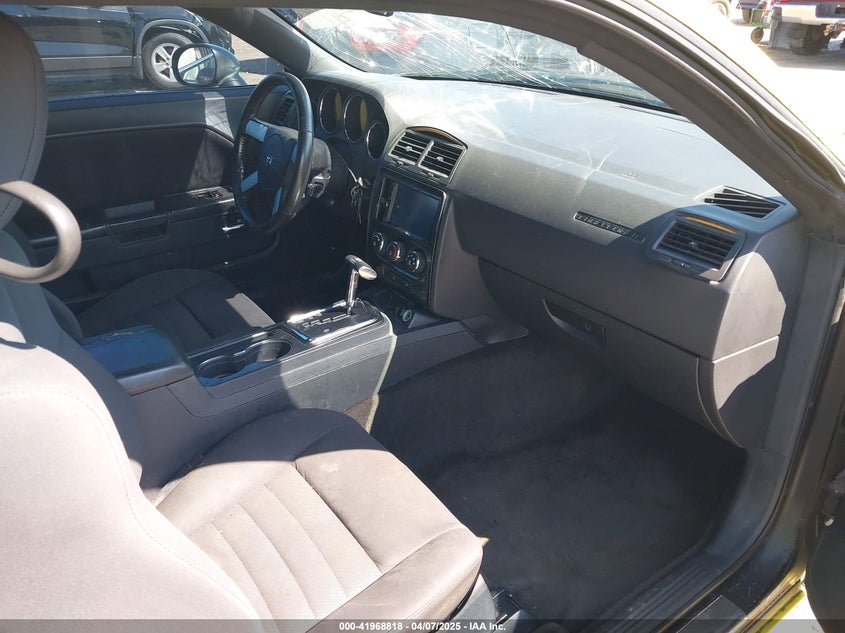 2010 DODGE CHALLENGER VIN: 2B3CJ4DV2AH141240