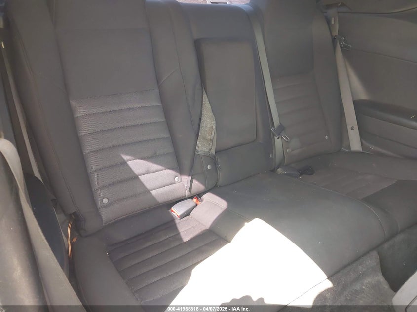 2010 DODGE CHALLENGER VIN: 2B3CJ4DV2AH141240