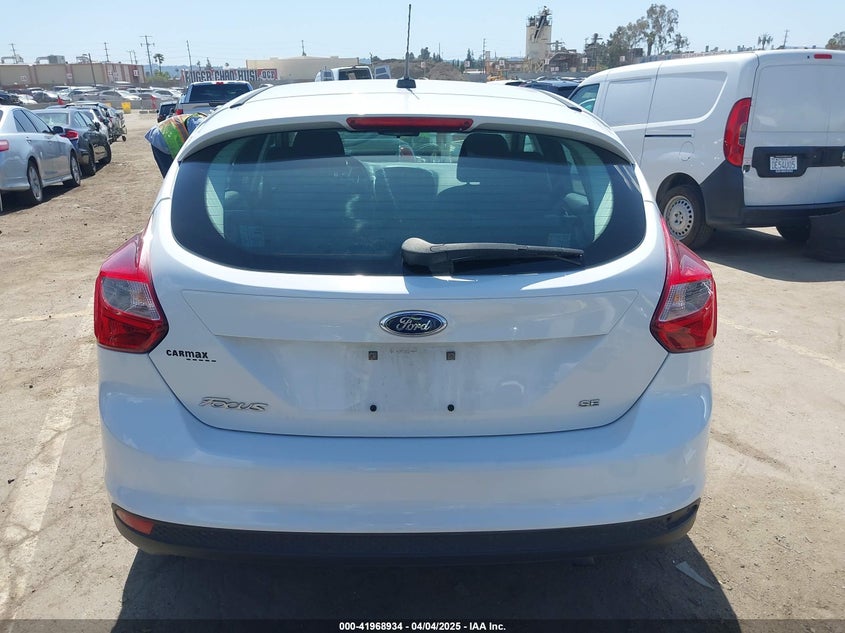 2014 FORD FOCUS VIN: 1FADP3K20EL432385