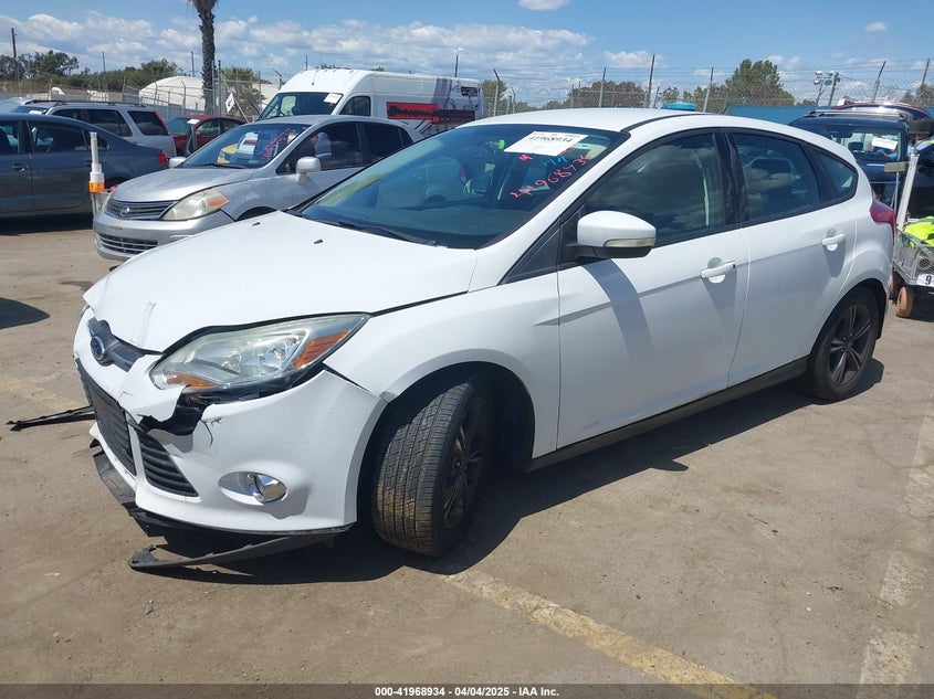 2014 FORD FOCUS VIN: 1FADP3K20EL432385