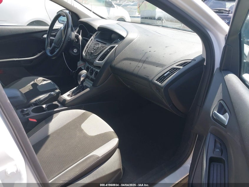 2014 FORD FOCUS VIN: 1FADP3K20EL432385