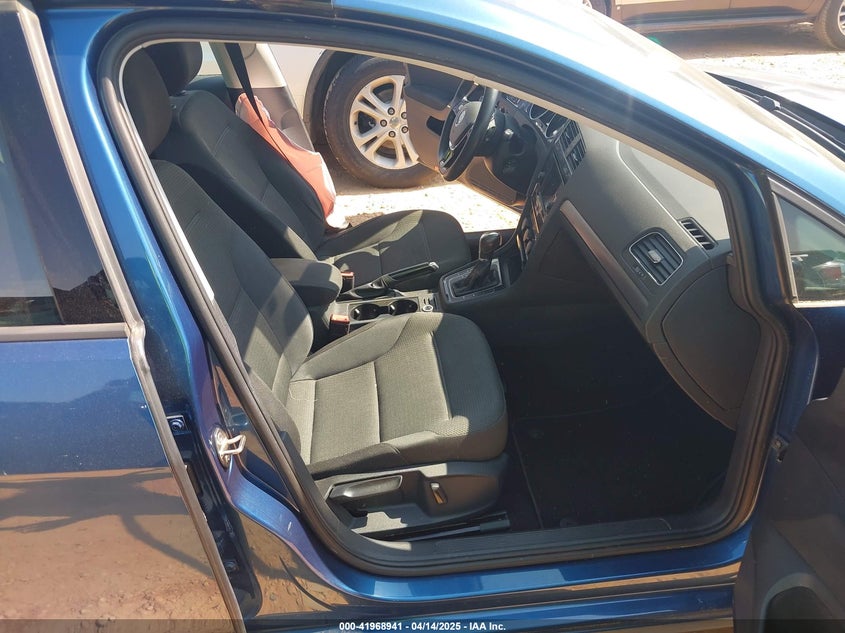 2019 VOLKSWAGEN GOLF 1.4T S/1.4T SE - 3VWG57AU7KM013321