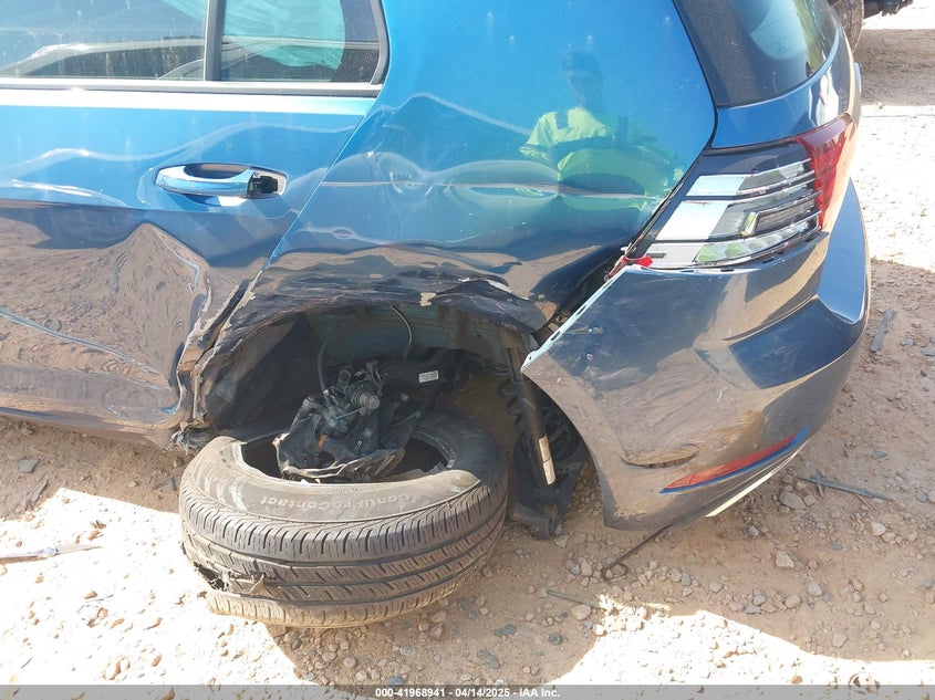 2019 VOLKSWAGEN GOLF 1.4T S/1.4T SE - 3VWG57AU7KM013321