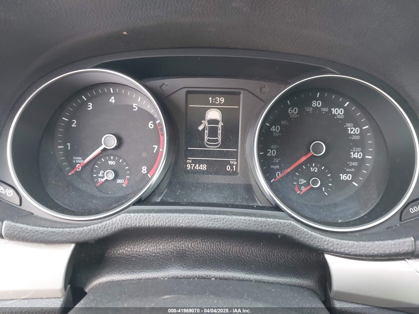2017 VOLKSWAGEN PASSAT VIN: 1VWAT7A39HC056846
