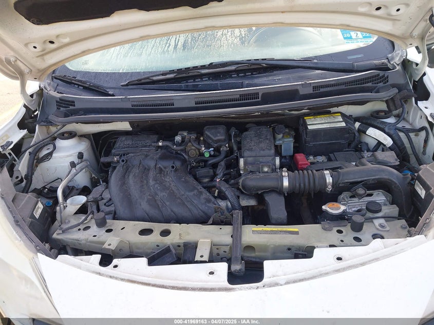 2015 NISSAN VERSA NOTE VIN: 3N1CE2CP7FL421151