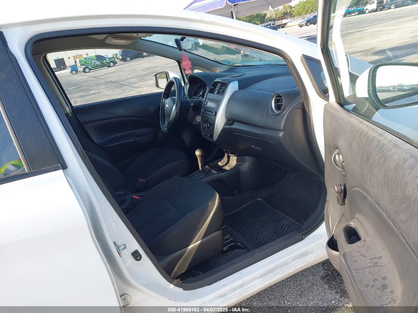 2015 NISSAN VERSA NOTE VIN: 3N1CE2CP7FL421151