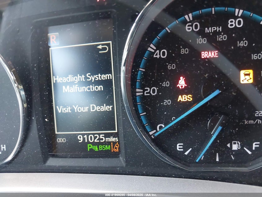 VIN JTMDJREV3JD184478 2018 TOYOTA RAV4 HYBRID LIMITED