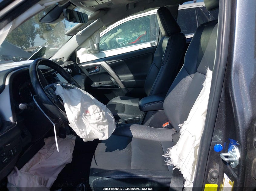 VIN JTMDJREV3JD184478 2018 TOYOTA RAV4 HYBRID LIMITED