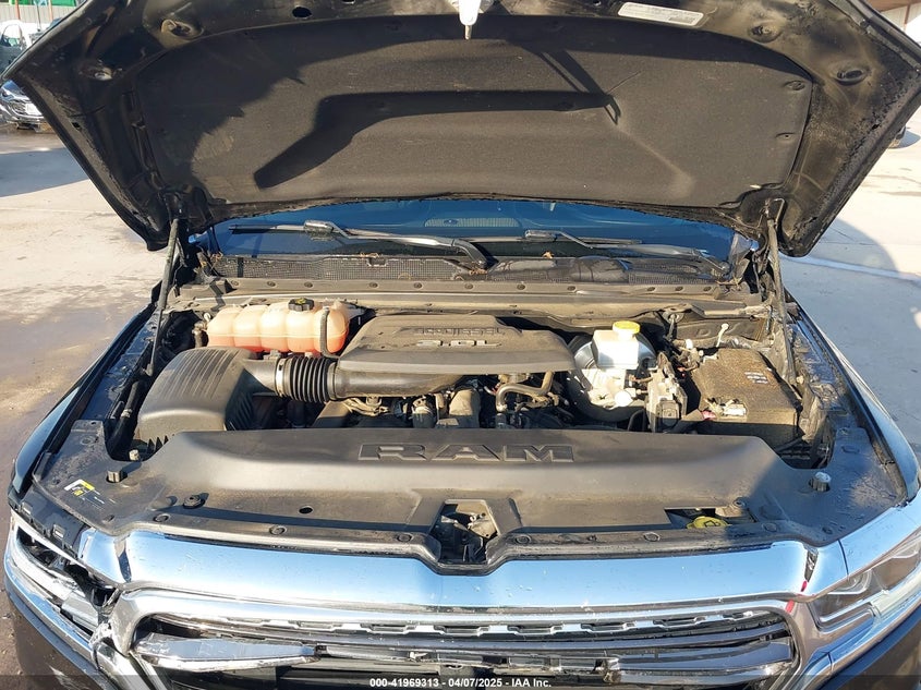 2020 RAM 1500 VIN: 1C6RREHM8LN246195