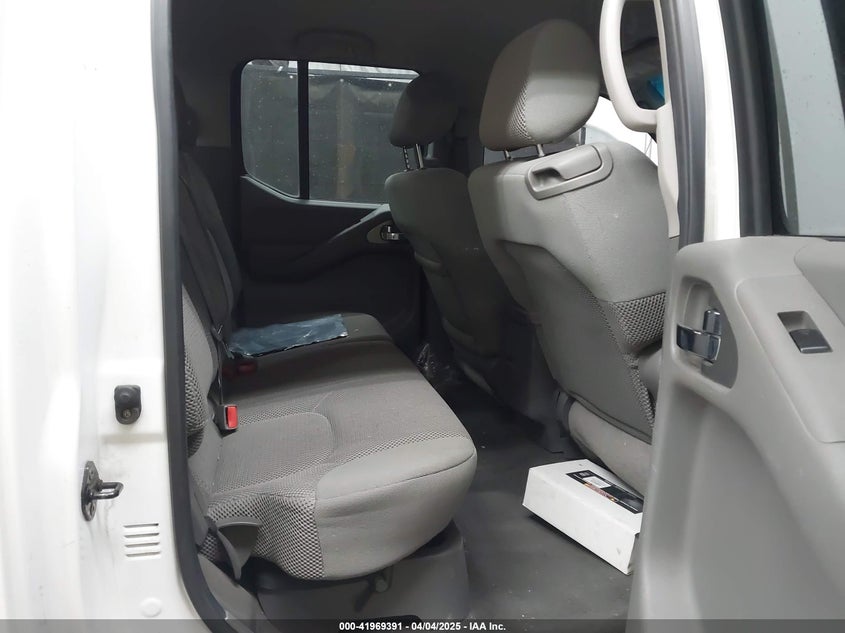 2007 NISSAN FRONTIER VIN: 1N6AD07U47C401350