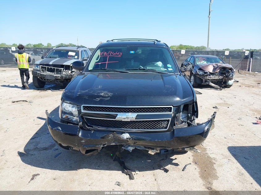 2013 CHEVROLET SUBURBAN VIN: 1GNSCJE0XDR255326