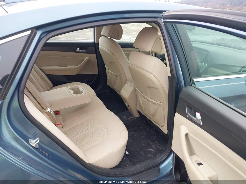 2017 HYUNDAI SONATA SPORT - 5NPE34AF9HH561576