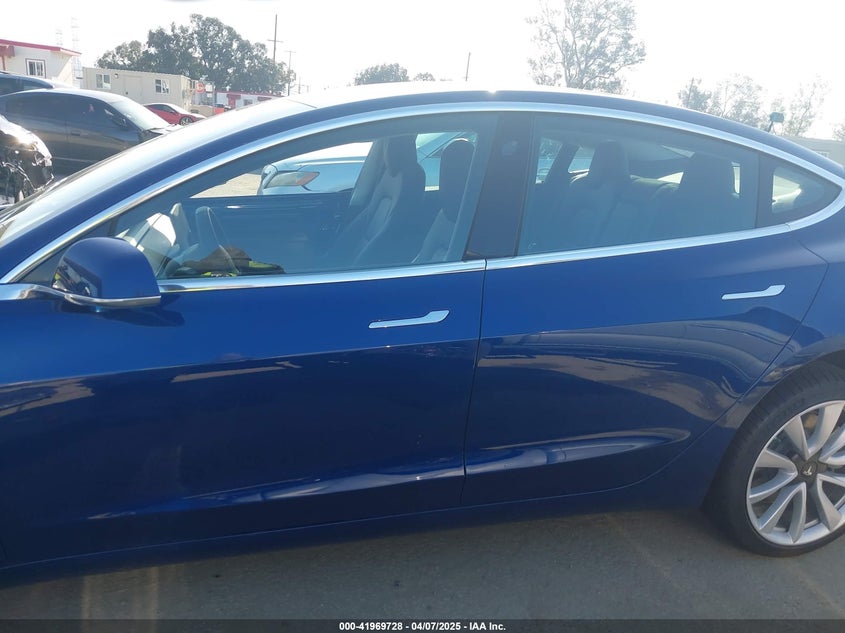 VIN 5YJ3E1EB3KF497841 2019 TESLA MODEL 3 LONG RANGE/PERFORMANCE