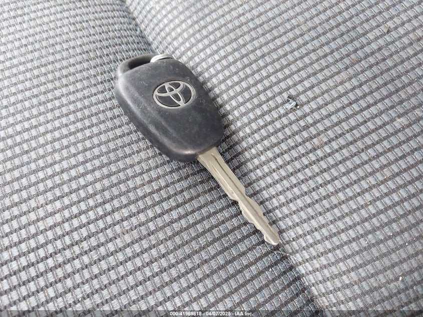 2016 TOYOTA COROLLA VIN: 5YFBURHEXGP366971