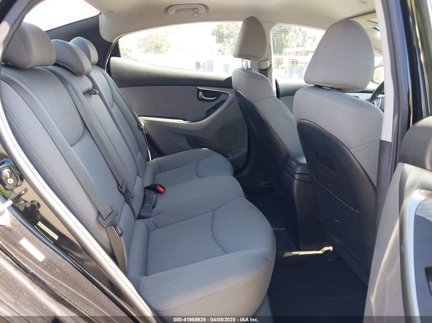 2011 HYUNDAI ELANTRA VIN: KMHDH4AE1BU156762