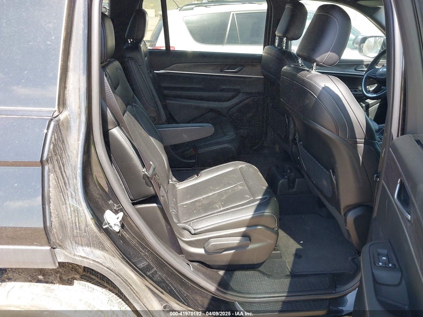 2024 JEEP GRAND CHEROKEE L LIMITED 4X4 - 1C4RJKBG9R8603134