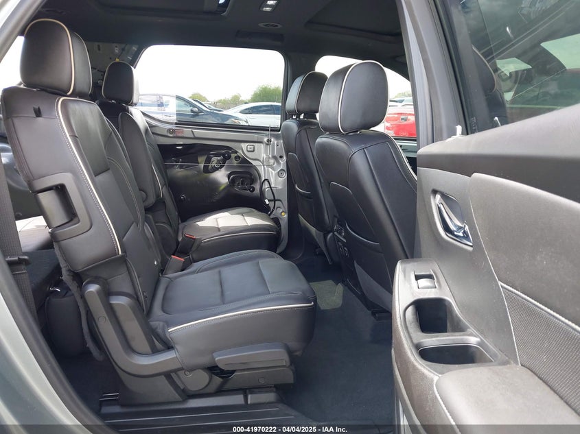 2023 CHEVROLET TRAVERSE FWD PREMIER - 1GNERKKW1PJ320383