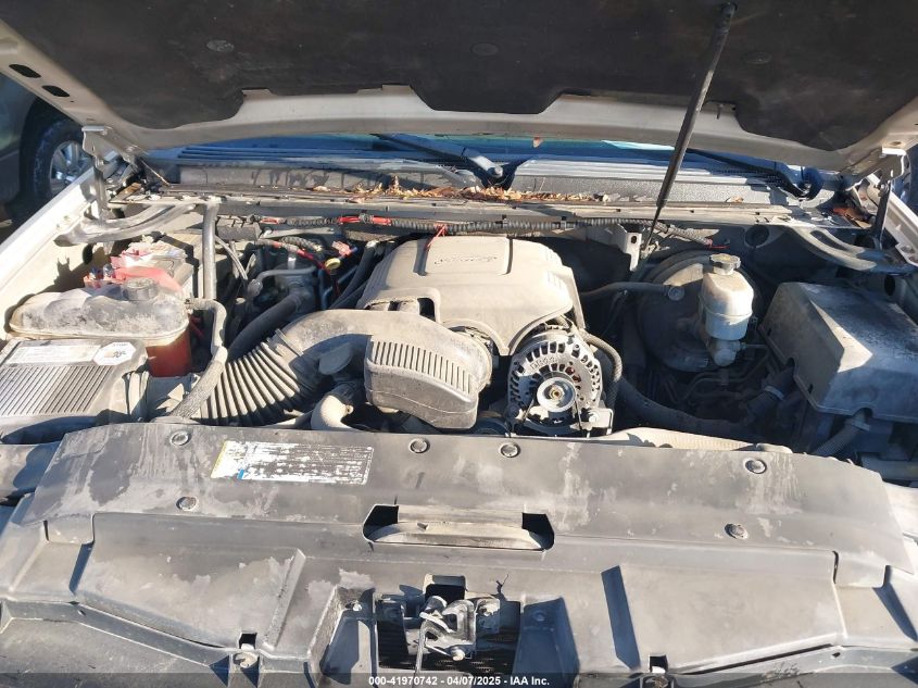 2008 Chevrolet Suburban 1500 Lt VIN: 3GNFC16058G131809 Lot: 41970742