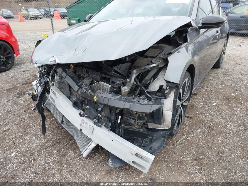 VIN 1N4BL4CW1LC265381 2020 NISSAN ALTIMA SR INTELLIGENT AWD