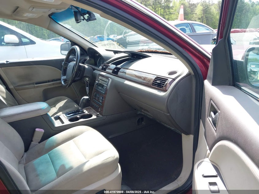 2008 FORD TAURUS VIN: 1FAHP24W08G114873