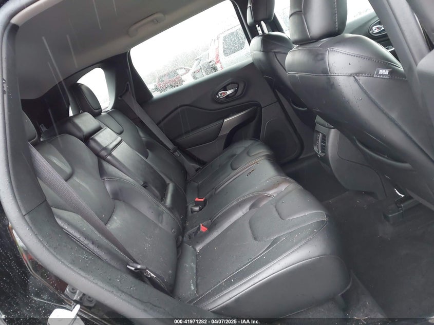 2019 JEEP CHEROKEE VIN: 1C4PJMDX4KD251190
