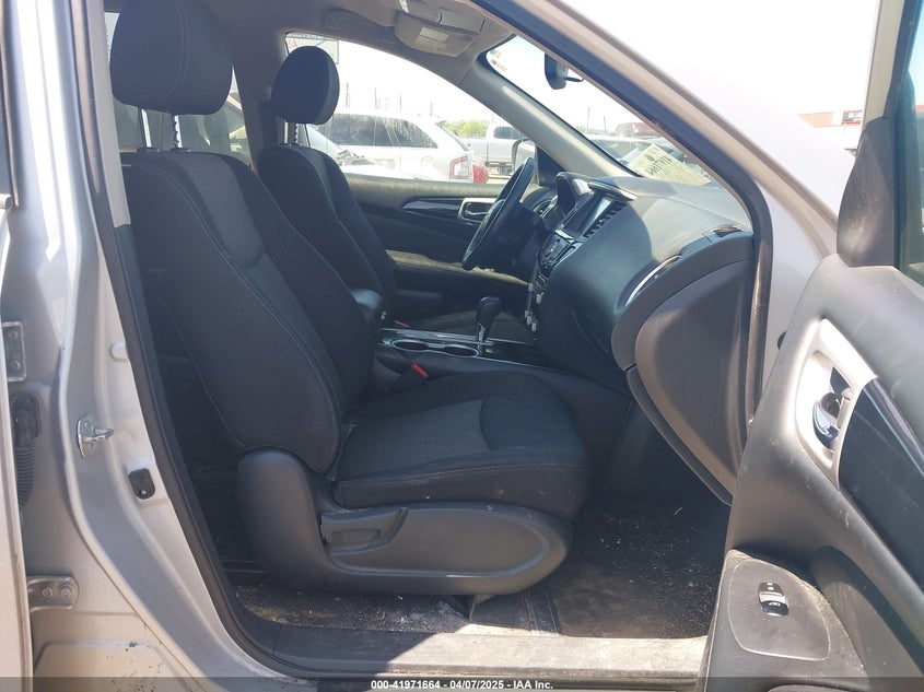 VIN 5N1DR2MN6JC605063 2018 NISSAN PATHFINDER SV
