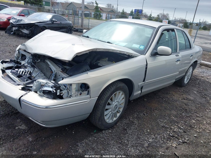 2008 MERCURY GRAND MARQUIS VIN: 2MEHM75VX8X636053