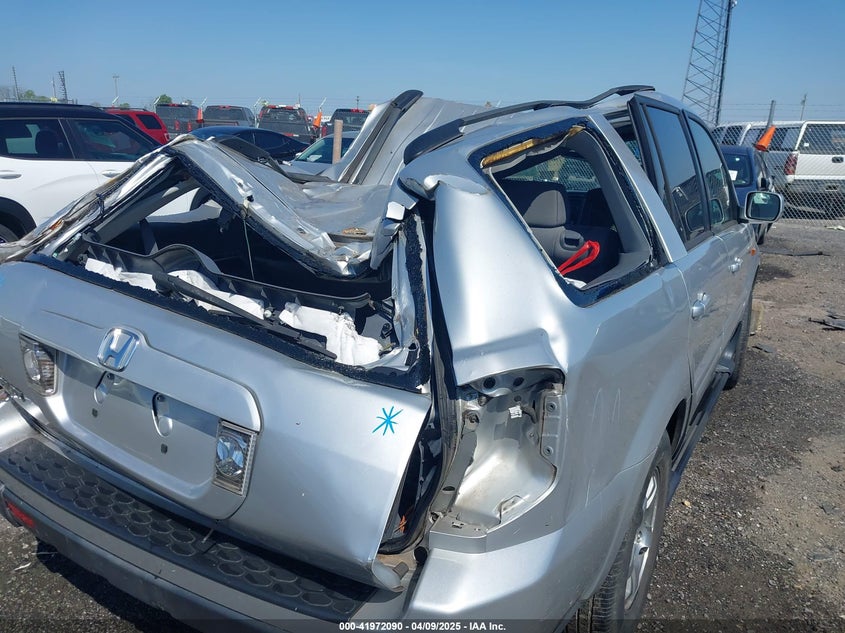 2006 HONDA PILOT VIN: 5FNYF284X6B035076
