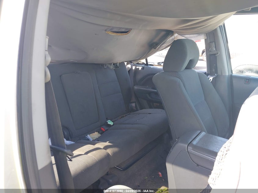 2006 HONDA PILOT VIN: 5FNYF284X6B035076