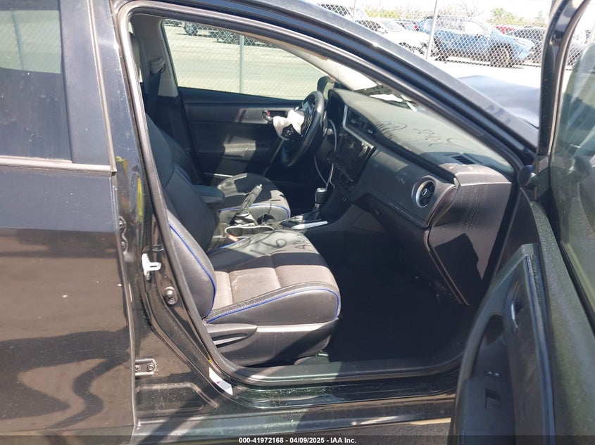 2018 TOYOTA COROLLA VIN: 5YFBURHE2JP780768