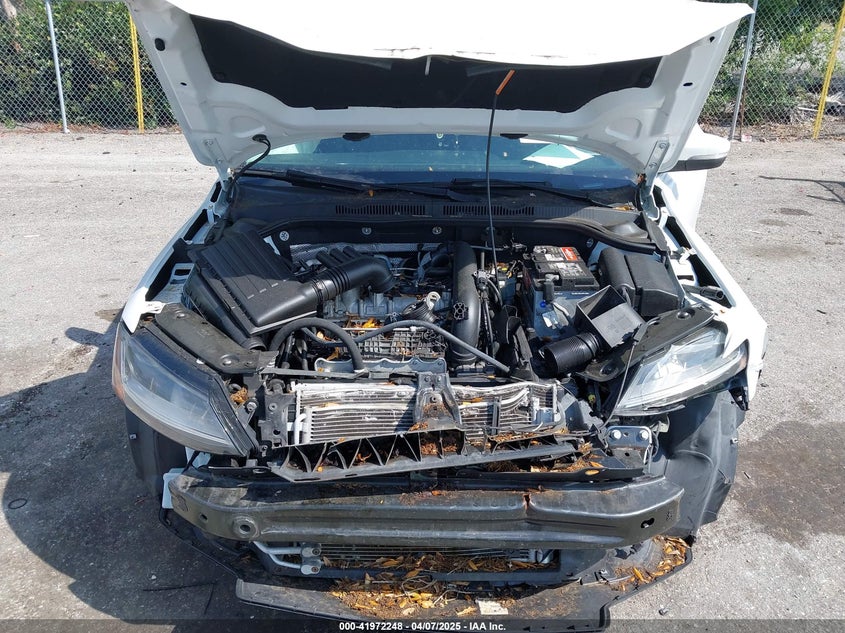 2017 VOLKSWAGEN JETTA 1.4T SE - 3VWDB7AJ7HM398308