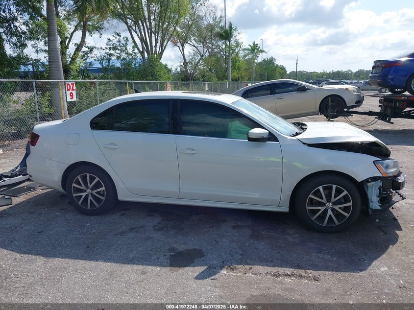 2017 VOLKSWAGEN JETTA 1.4T SE - 3VWDB7AJ7HM398308