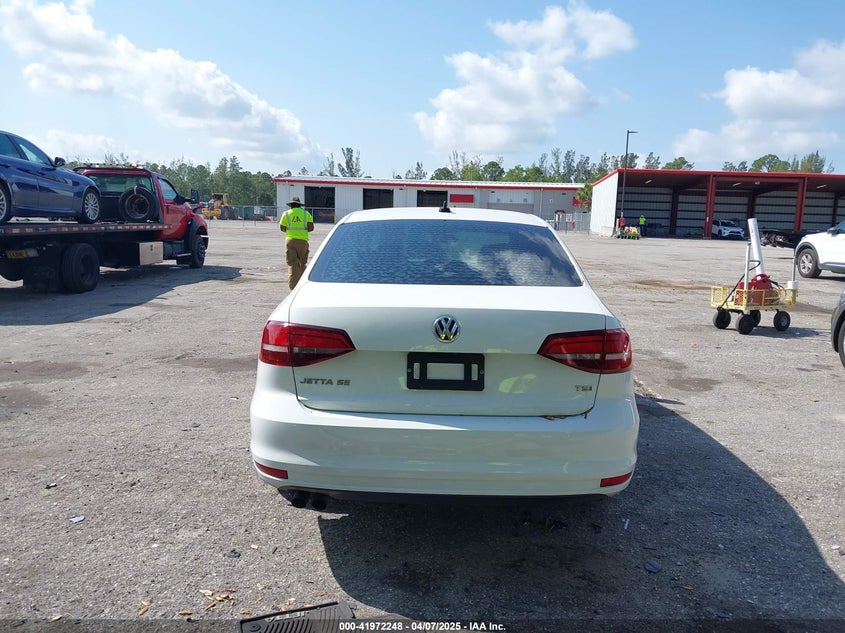 2017 VOLKSWAGEN JETTA 1.4T SE - 3VWDB7AJ7HM398308