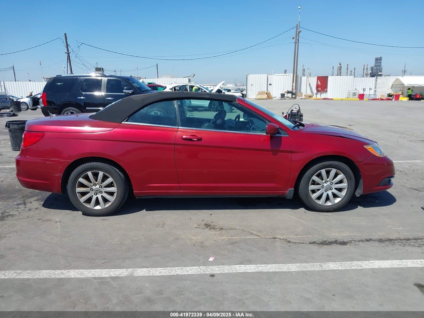 2013 CHRYSLER 200 VIN: 1C3BCBEB8DN592265