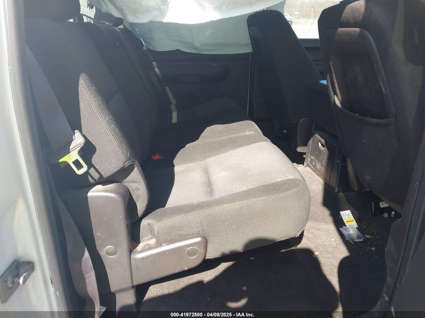 2011 CHEVROLET SILVERADO VIN: 3GCPKSE37BG376443