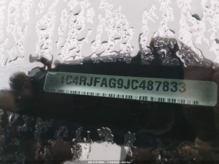 2018 Jeep Grand Cherokee Upland 4X4 VIN: 1C4RJFAG9JC487833 Lot: 41972654