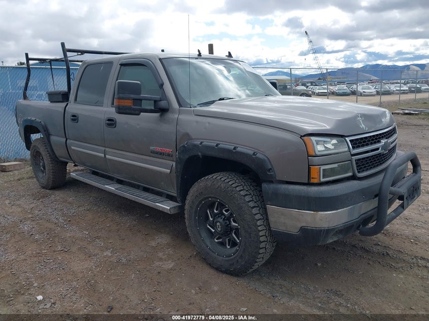 2006 CHEVROLET SILVERADO 2500HD VIN: 1GCHK232X6F105026