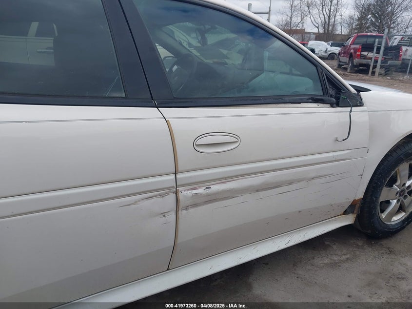 2007 PONTIAC GRAND PRIX VIN: 2G2WP552471171253