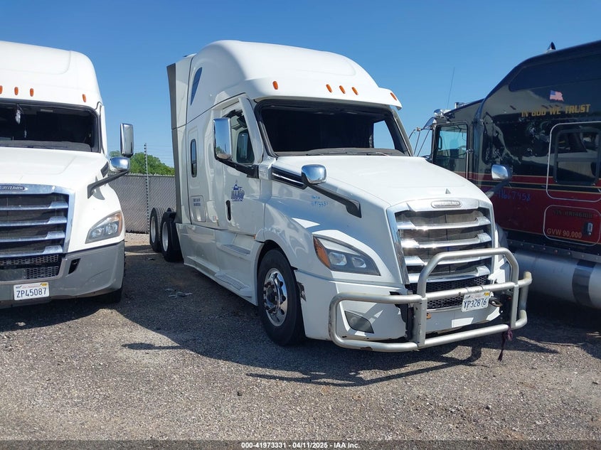 2022 FREIGHTLINER NEW CASCADIA 126  (VIN: 3AKJHHDR7NSNC2062)